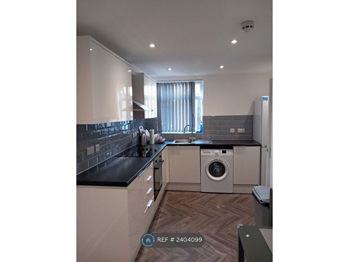 2 Bedroom Flat To Rent In Leicester Causeway, Coventry, CV1