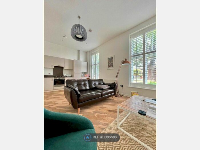 1 Bedroom Flat To Rent In Jefferson Place, Bromley, BR2