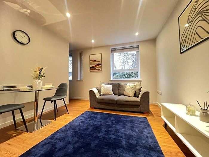 1 Bedroom Studio To Rent In Norwood Park Road, London, SE27