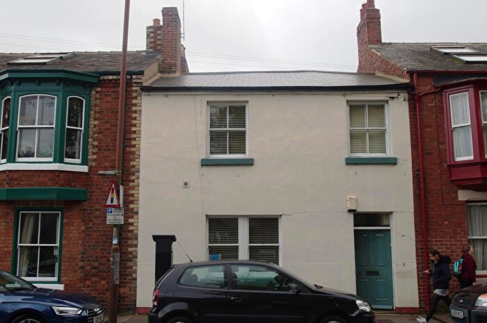 4 Bedroom Terraced House To Rent In Church Street Head, Durham City, DH1