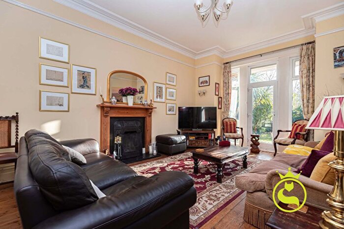 3 Bedroom Semi-Detached House For Sale In Bournemouth Road, Poole, BH14