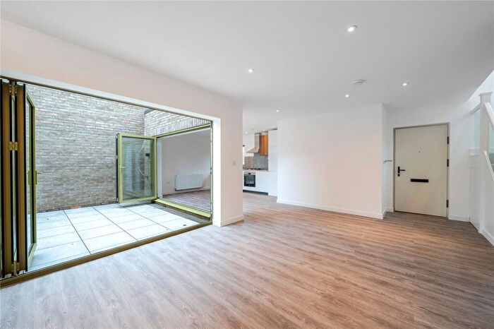 2 Bedroom Terraced House For Sale In Brook Mews, London, N13