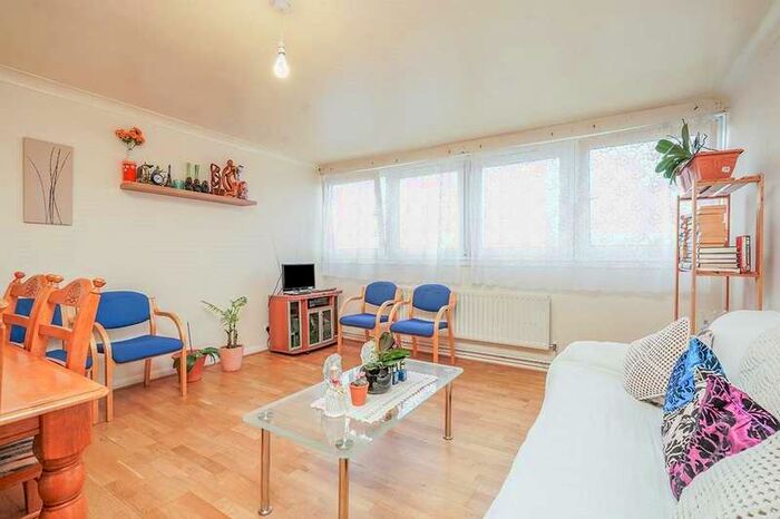 2 Bedroom Apartment To Rent In Stubbs Point, New Barn Street, London, E13