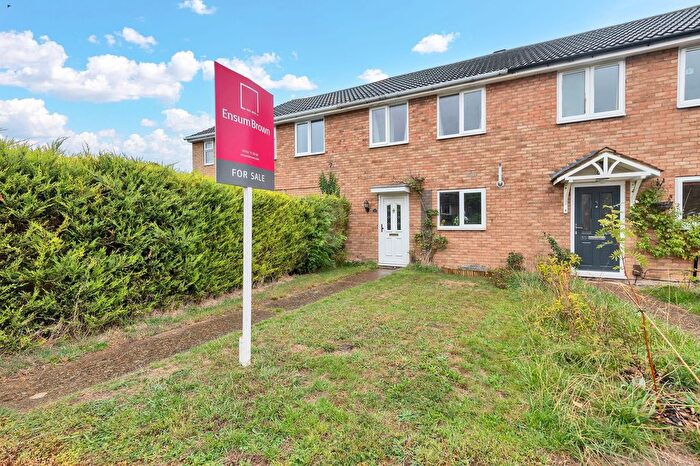 3 Bedroom Terraced House For Sale In Bramley Avenue, Melbourn, SG8