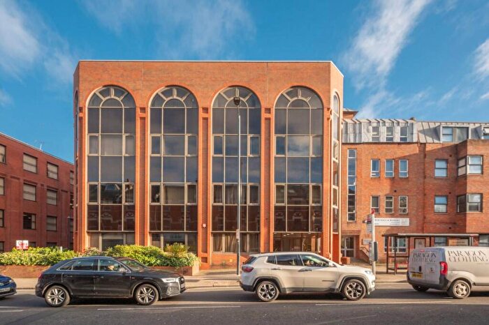 Studio For Sale In Peterborough Road, Harrow, HA1