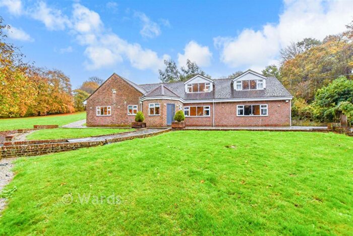 5 Bedroom Detached Bungalow For Sale In Maidstone Road, Borden, Sittingbourne, Kent, ME9