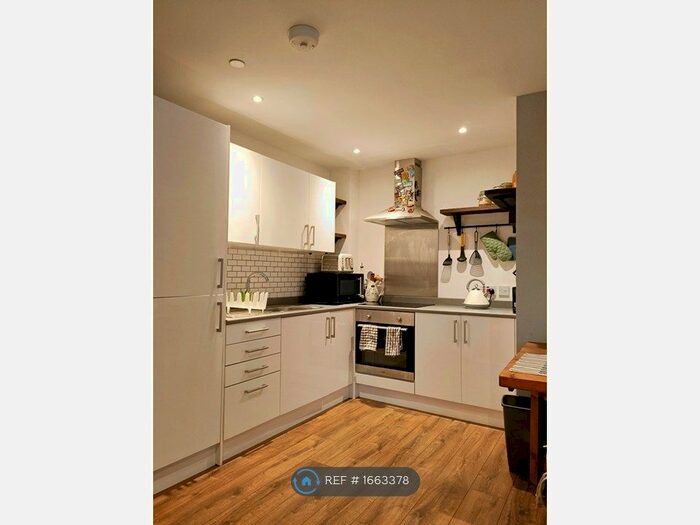 1 Bedroom Flat To Rent In Atlas Court, Bristol, BS2