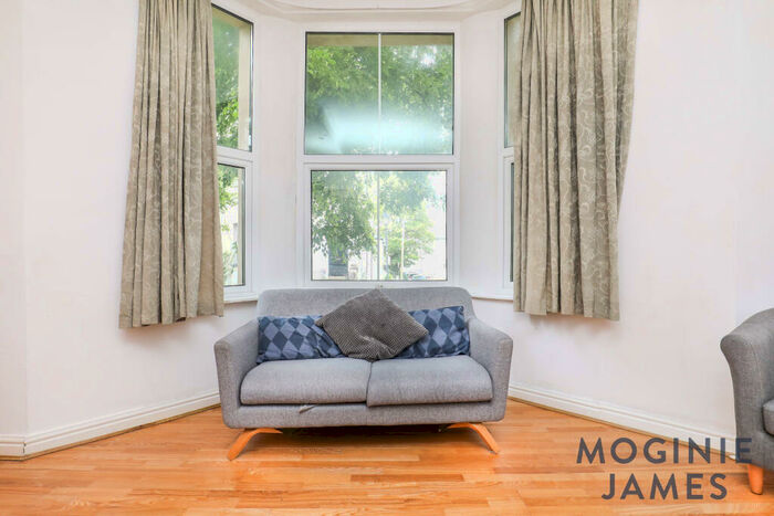 1 Bedroom Flat To Rent In Wordsworth Avenue, CF24