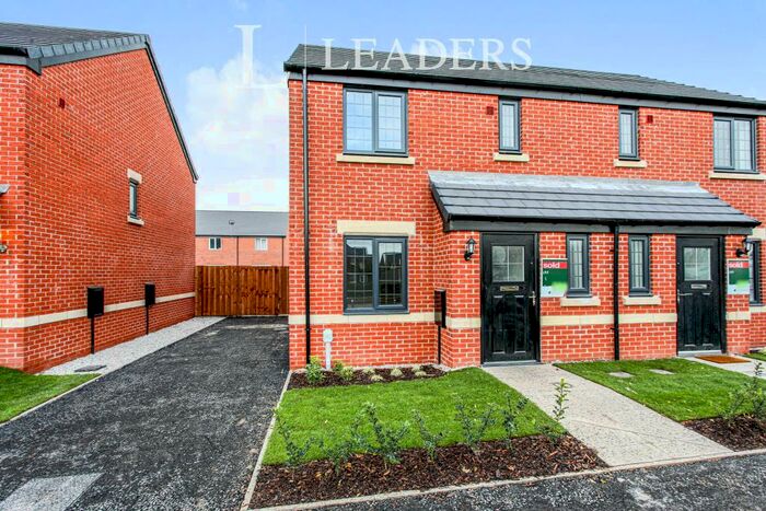 3 Bedroom Semi-Detached House To Rent In Sundew Road, Shavington, CW2