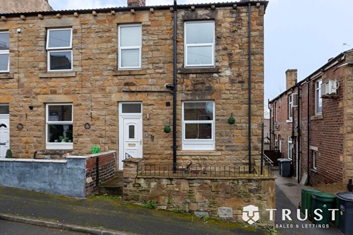 2 Bedroom Terraced House For Sale In Bond Street, Batley, WF17