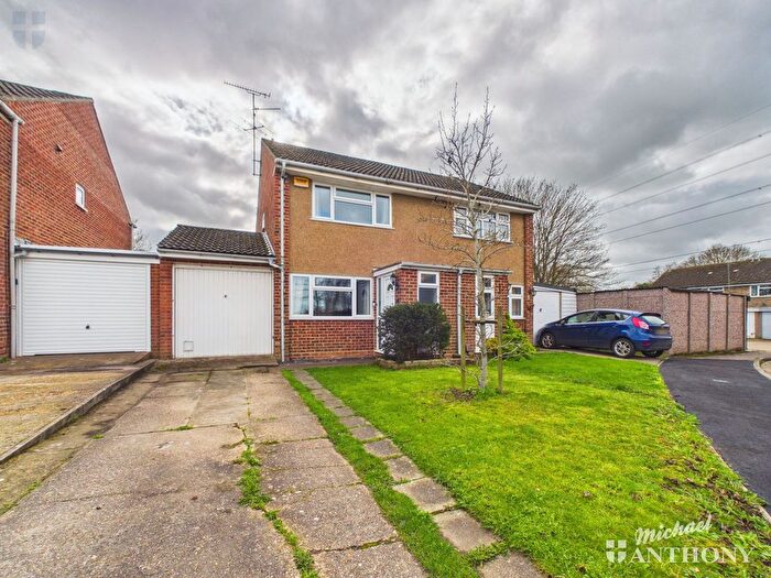 2 Bedroom Semi Detached House For Sale In Rowland Way, Aylesbury, HP19