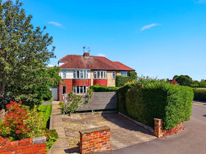 2 Bedroom Semi-Detached House For Sale In Carter Hall Road, Sheffield, S12