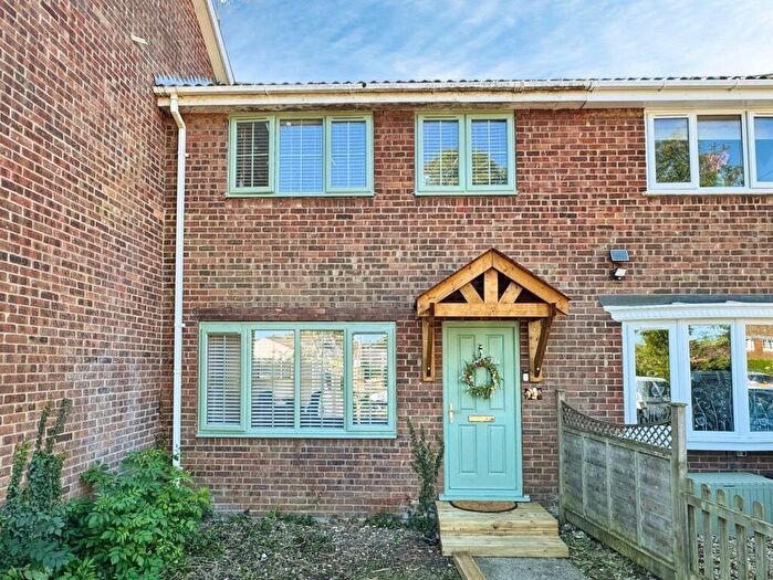 3 Bedroom Terraced House For Sale In Southfield, West Overton, SN8