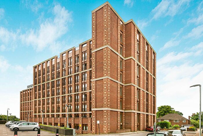 2 Bedroom Flat To Rent In Ziggurat House, St Albans, AL1