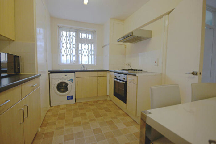 3 Bedroom Apartment To Rent In Grangefield, Marquis Road, Camden, NW1
