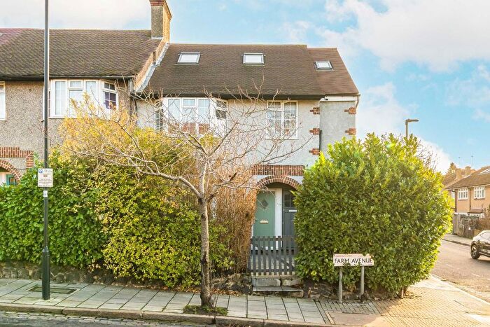 2 Bedroom Flat To Rent In Farm Avenue, Streatham, SW16