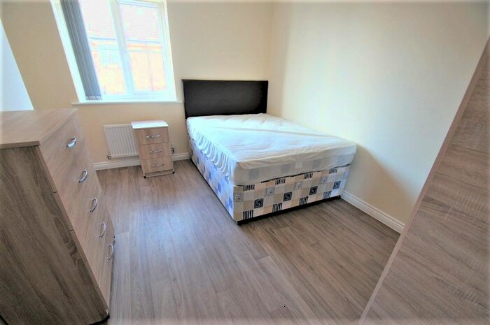 4 Bedroom Terraced House To Rent In Anglian Way, Stoke, Coventry, CV3