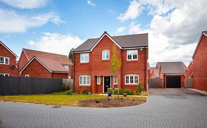 4 Bedroom Detached House For Sale In Ford Road, Shortstown, Bedford, MK42