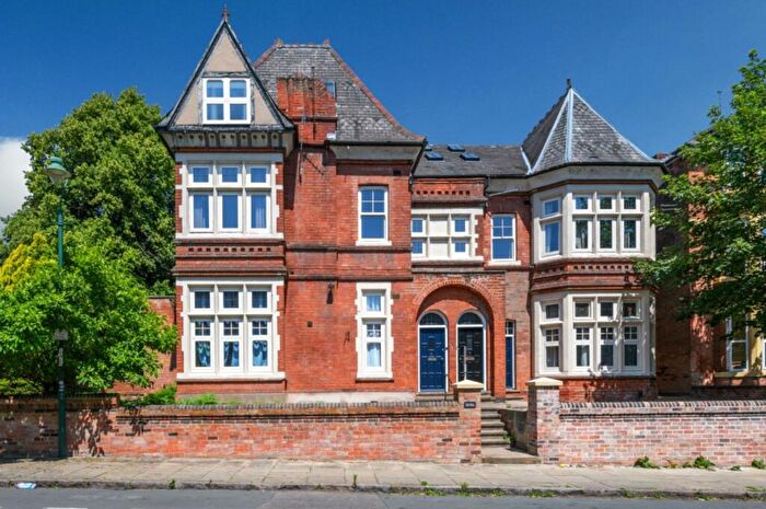 6 Bedroom Duplex To Rent In Burns Street, Arboretum, Nottingham, NG7