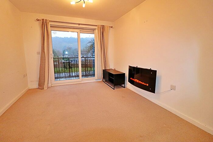 1 Bedroom Flat To Rent In Heol Gruffydd, Rhydyfelin, Pontypridd, CF37