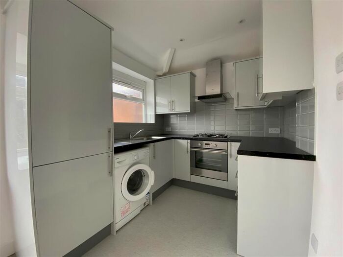 2 Bedroom Flat To Rent In Morley Crescent East, Stanmore, HA7
