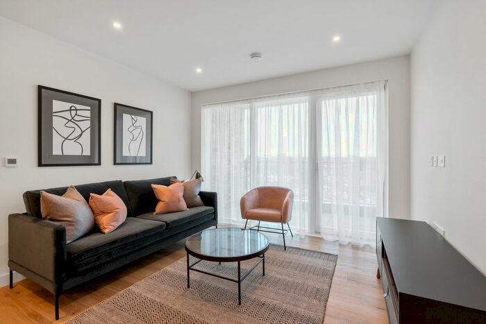 1 Bedroom Flat To Rent In Alington House, London, N8