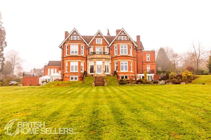 2 Bedroom Apartment For Sale In Lord Austin Drive, Marlbrook, Bromsgrove, Worcestershire, B60