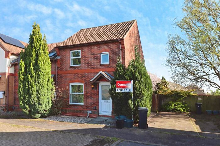 2 Bedroom End Of Terrace House For Sale In Home Orchard, Yate, Bristol, BS37