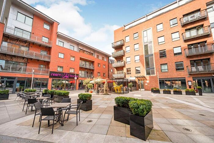 1 Bedroom Apartment To Rent In Madison Square, Liverpool, Merseyside, L1