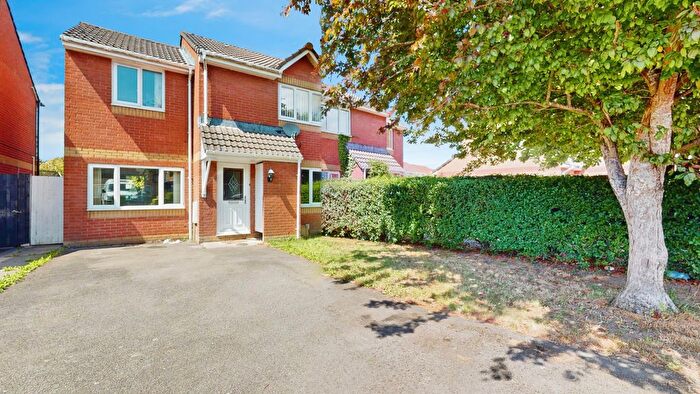 3 Bedroom Semi-Detached House To Rent In Harrison Drive, St. Mellons, Cardiff, CF3