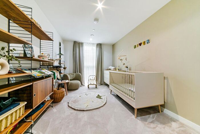 2 Bedroom Flat To Rent In Carrick House, Royal Wharf, London, E16