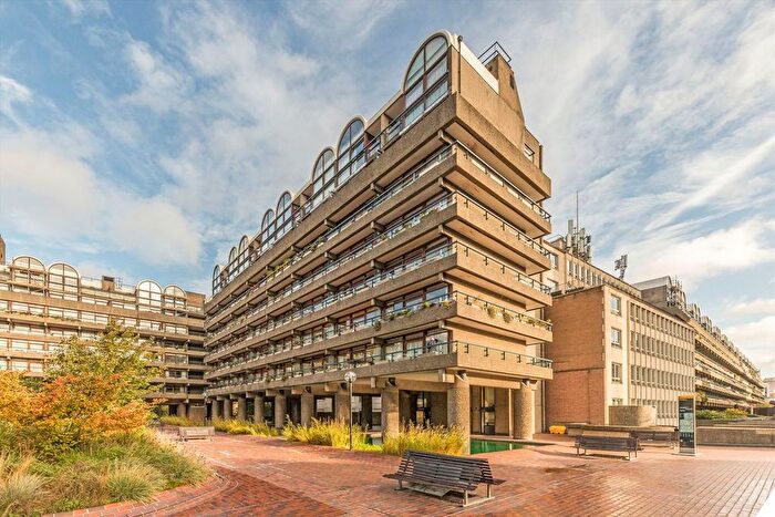 Studio To Rent In Barbican, Bryer Court, EC2Y