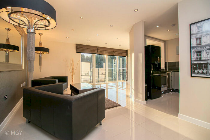 2 Bedroom Apartment To Rent In Ravenswood, Victoria Wharf, Cardiff Bay, CF11