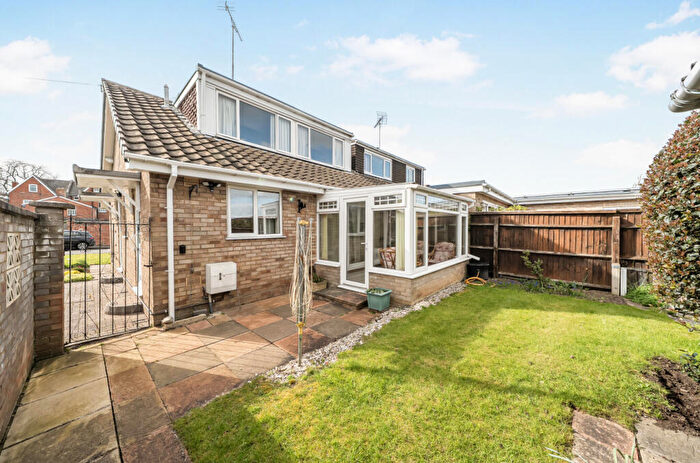 2 Bedroom Bungalow For Sale In Treelands Drive, Cheltenham, Gloucestershire, GL53