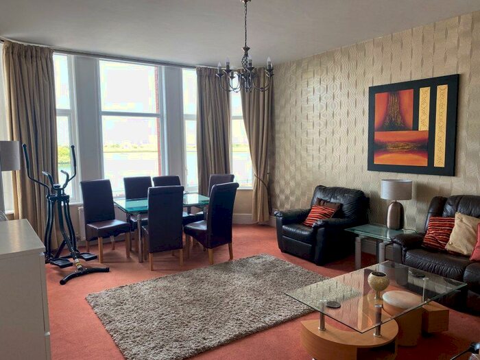 3 Bedroom Apartment To Rent In Promenade, Southport, PR9