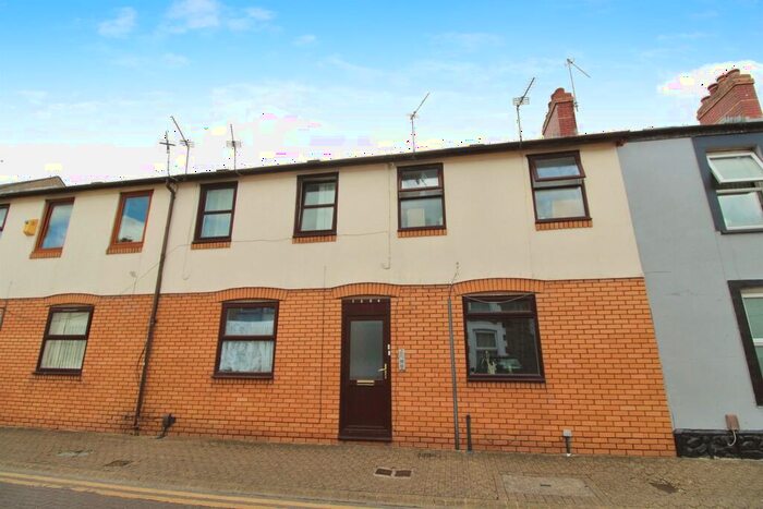 1 Bedroom Flat For Sale In Rhymney Street, Cardiff, CF24
