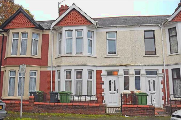 3 Bedroom Terraced House To Rent In Longspears Avenue, Heath/gabalfa, Cardiff, CF14