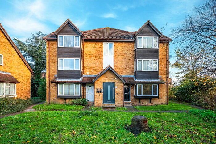 1 Bedroom Maisonette For Sale In Knights Manor Way, Dartford, DA1