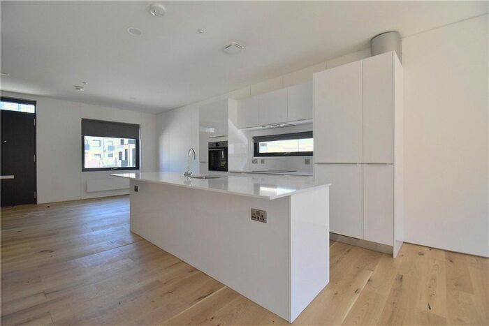 3 Bedroom Semi-Detached House To Rent In Lockhart Way, Northstowe, Cambridge, CB24