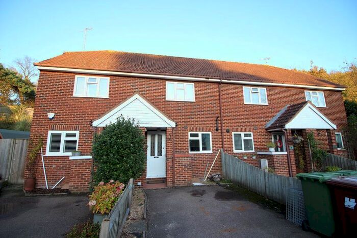 2 Bedroom Property To Rent In Brick Kiln Close, Watford, WD19