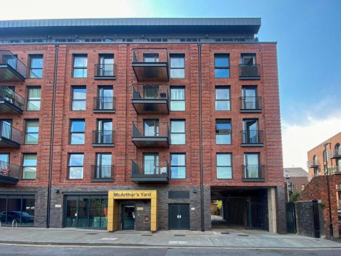 2 Bedroom Flat To Rent In Mcarthurs Yard, Hotwells, BS1