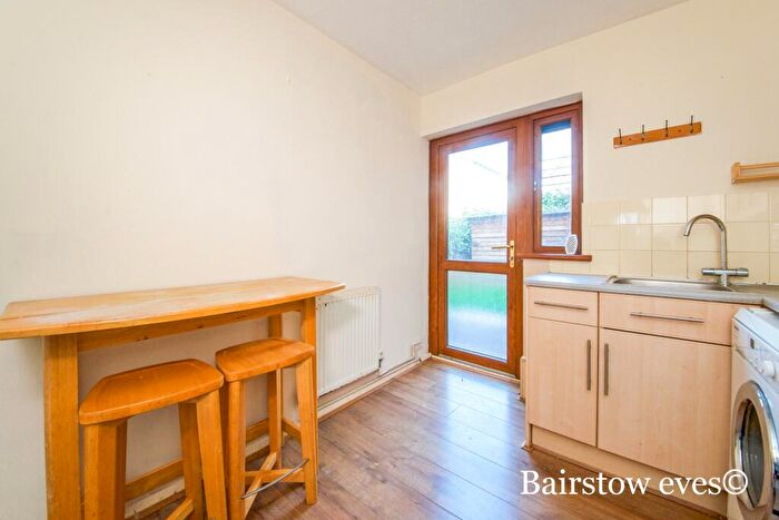 1 Bedroom Flat To Rent In Lennox Road, Walthamstow, E17