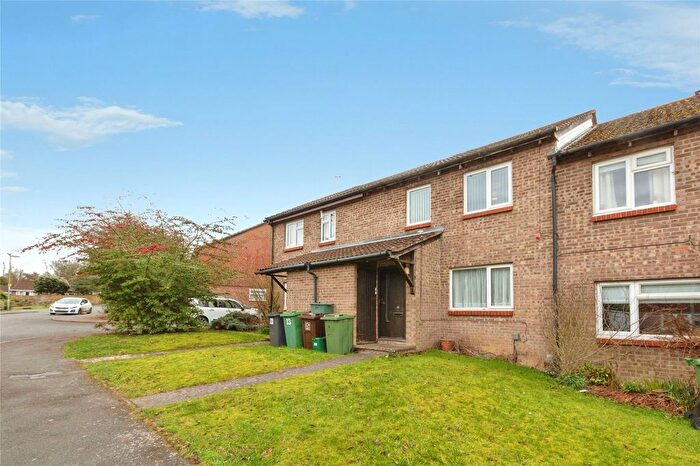 1 Bedroom Flat To Rent In Hogarth Close, Basingstoke, Hampshire, RG21