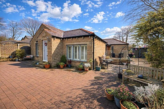 4 Bedroom Detached Bungalow For Sale In Kensington Road, Savile Park, Halifax, HX3