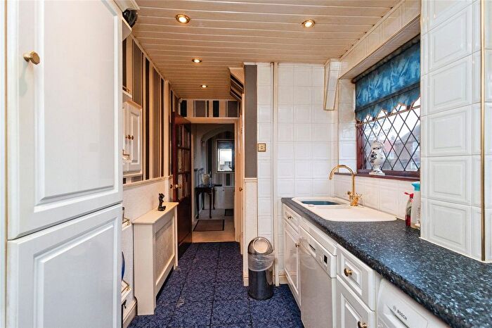 3 Bedroom Terraced House For Sale In Westmorland Drive, Stockport, Greater Manchester, SK5