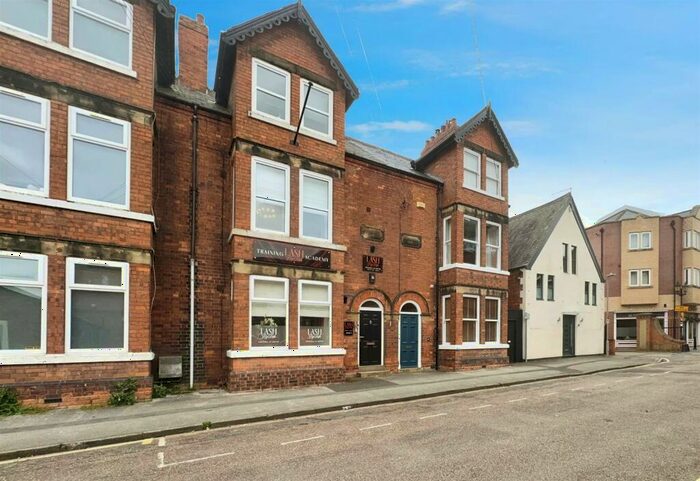Terraced House For Sale In Exchange Street, Retford, DN22