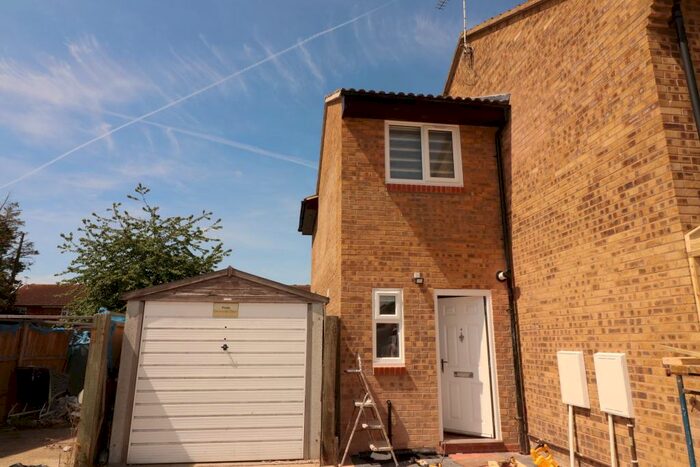 1 Bedroom House To Rent In Thackeray Ave Tilbury, RM18