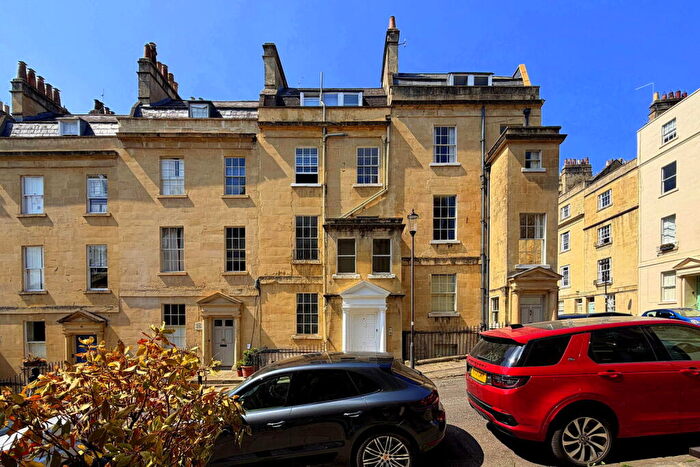 1 Bedroom Flat For Sale In Park Street, Bath, BA1
