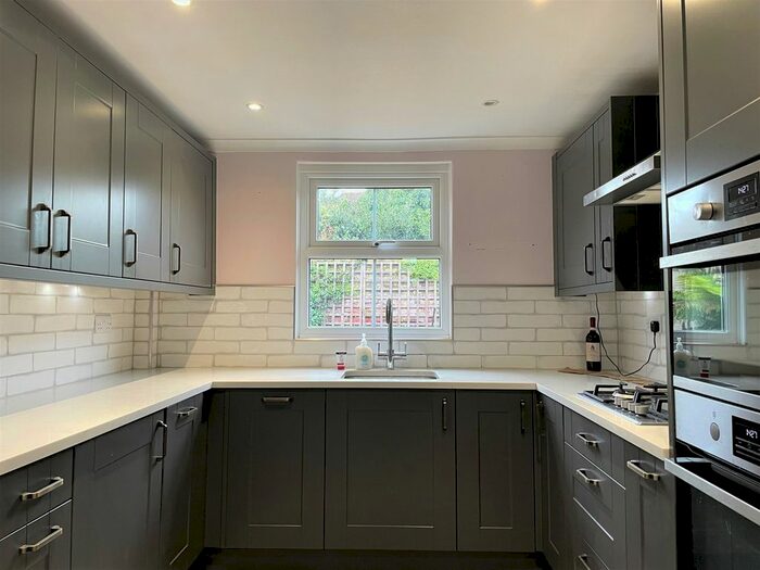 2 Bedroom Terraced House To Rent In Alpha Street South, Slough, SL1