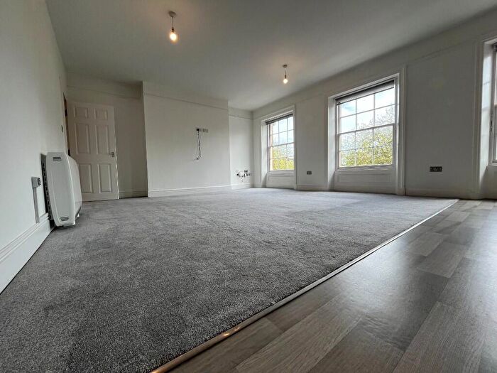 2 Bedroom Apartment To Rent In Hamilton Square, Birkenhead, Wirral, Merseyside, CH41